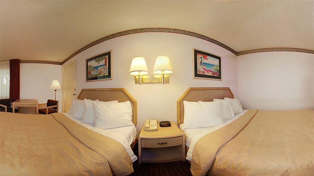 Quality Inn Burbank Airport Екстериор снимка