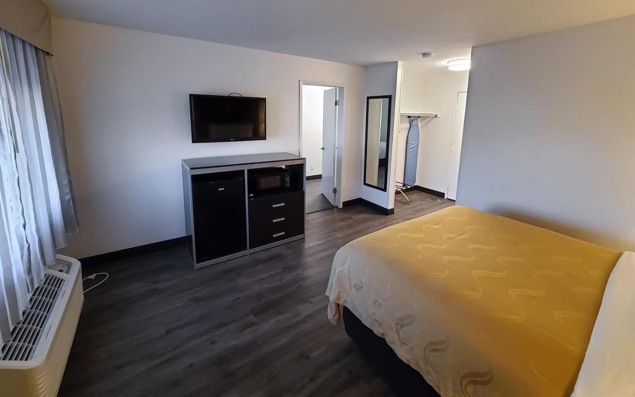 Quality Inn Burbank Airport Екстериор снимка