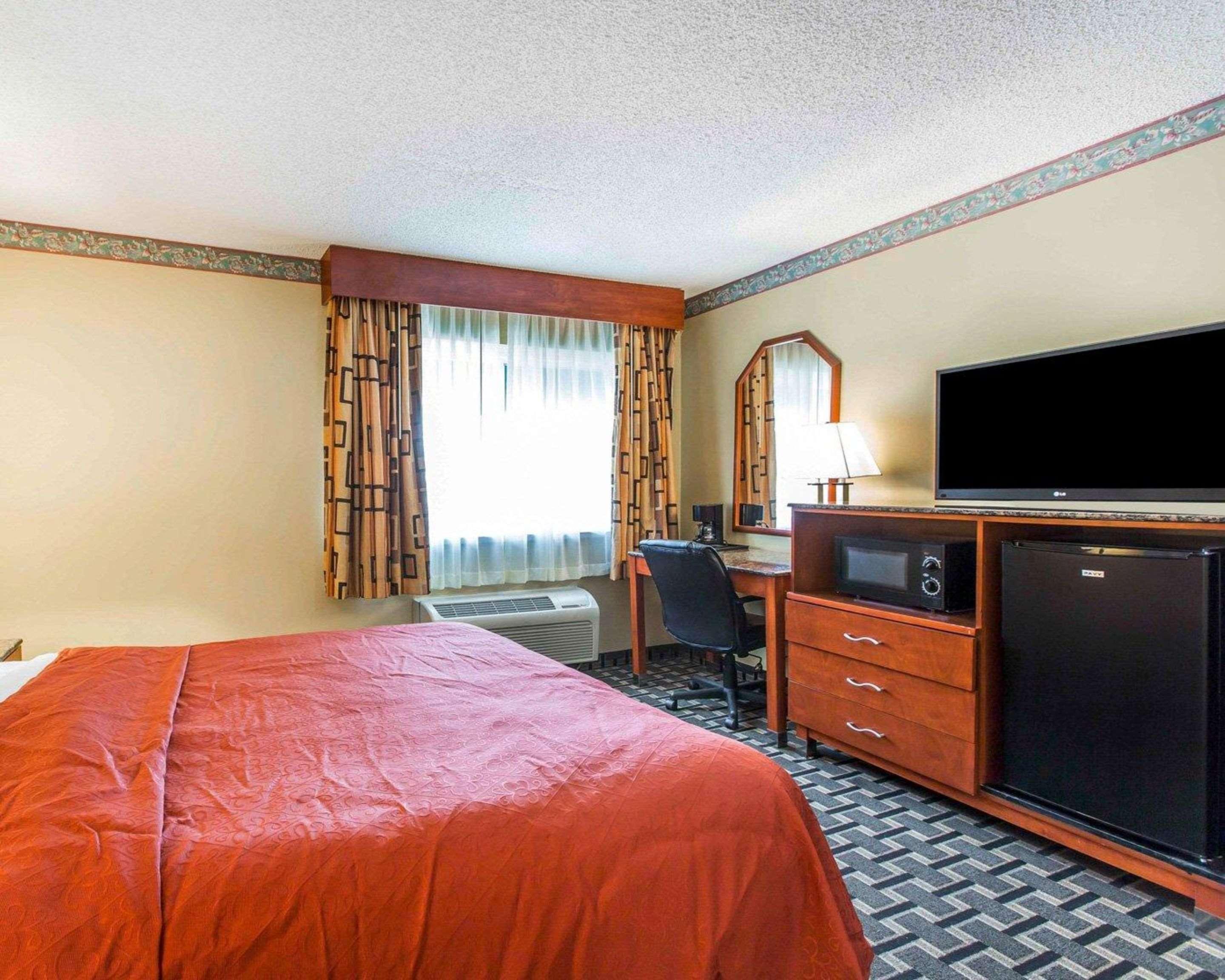 Quality Inn Burbank Airport Екстериор снимка