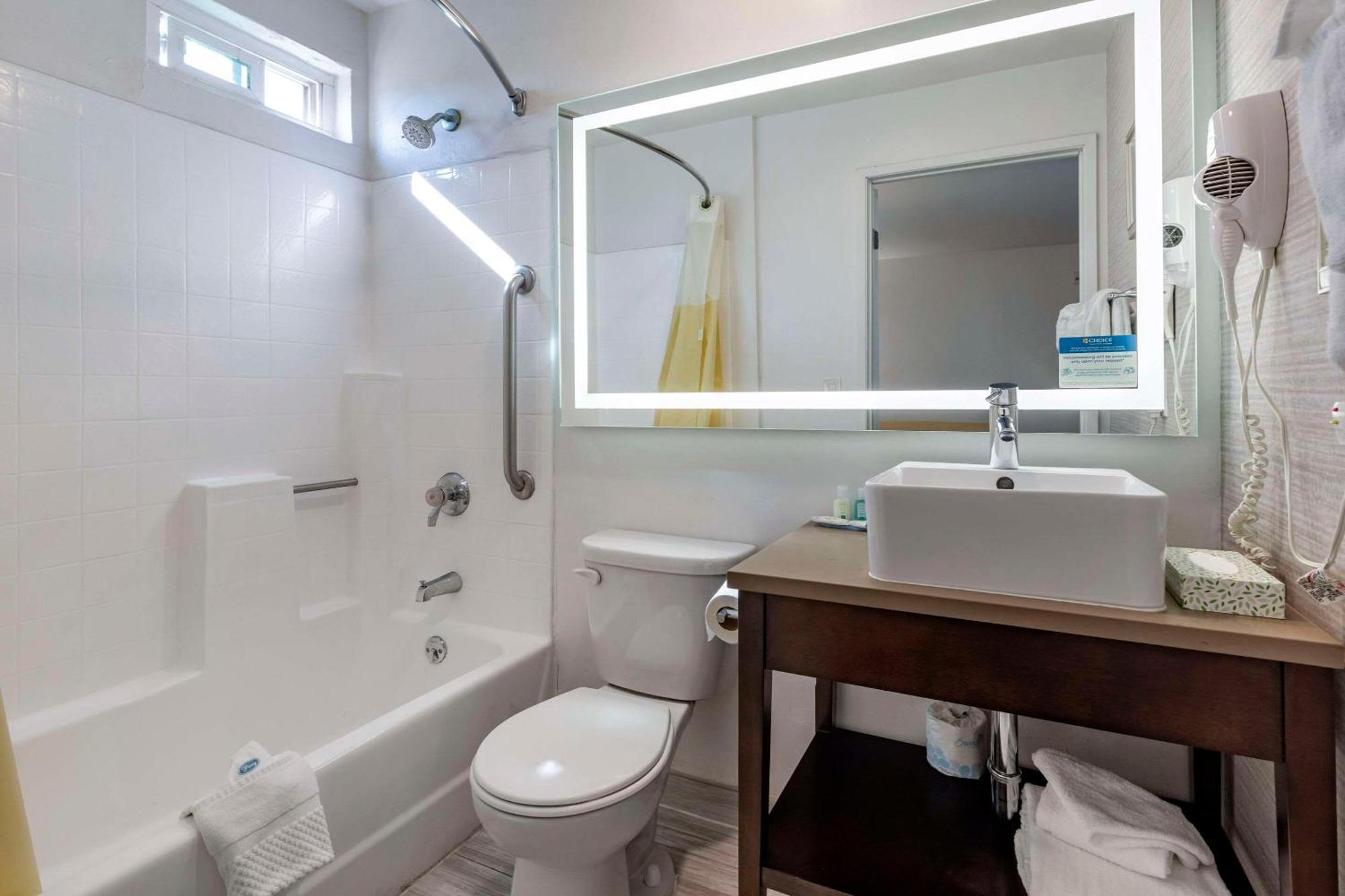 Quality Inn Burbank Airport Екстериор снимка