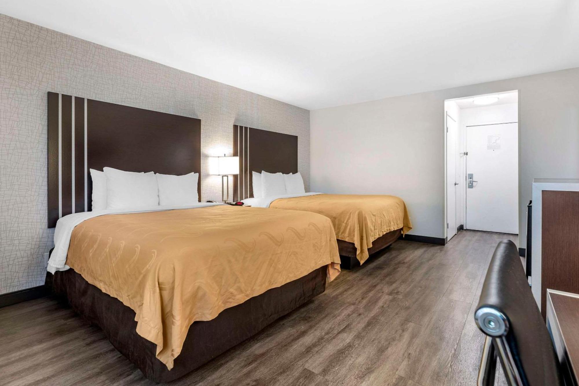 Quality Inn Burbank Airport Екстериор снимка