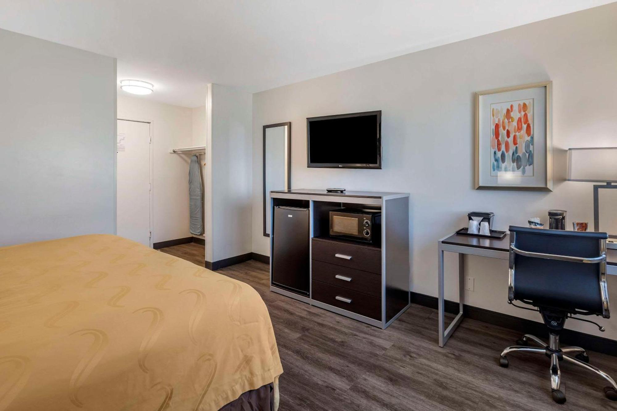 Quality Inn Burbank Airport Екстериор снимка