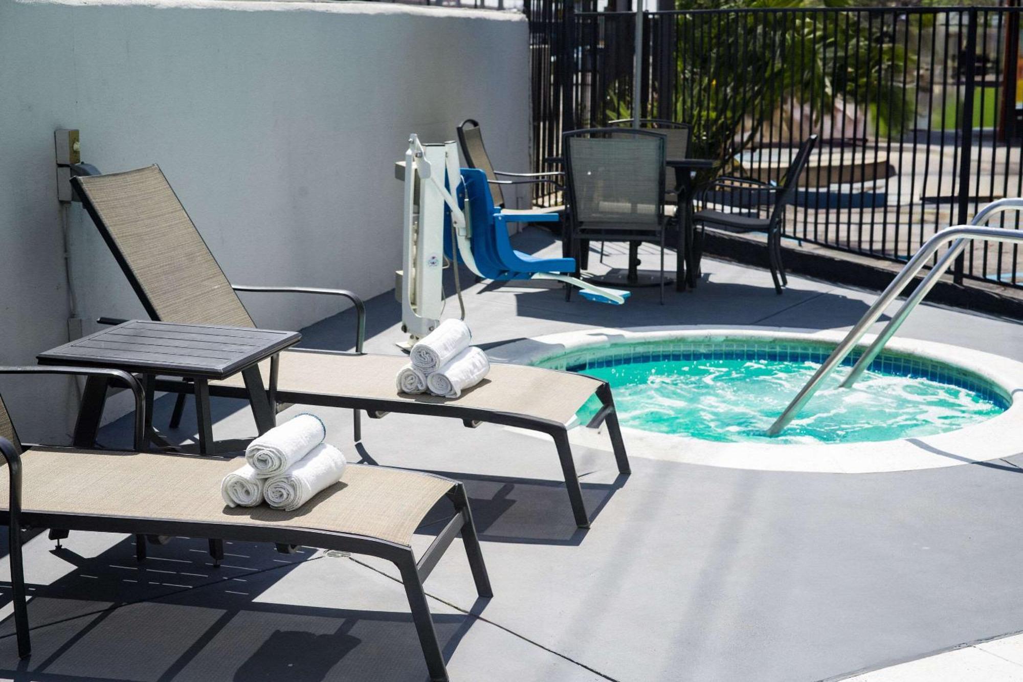 Quality Inn Burbank Airport Екстериор снимка